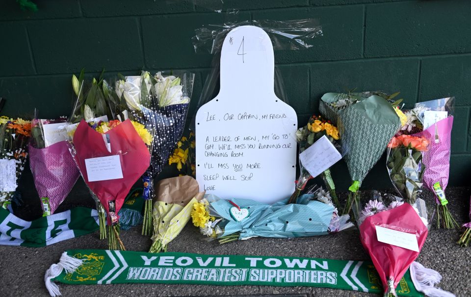 Fans have paid their respects to late Yeovil Town captain Lee Collins who tragically passed away on Wednesday