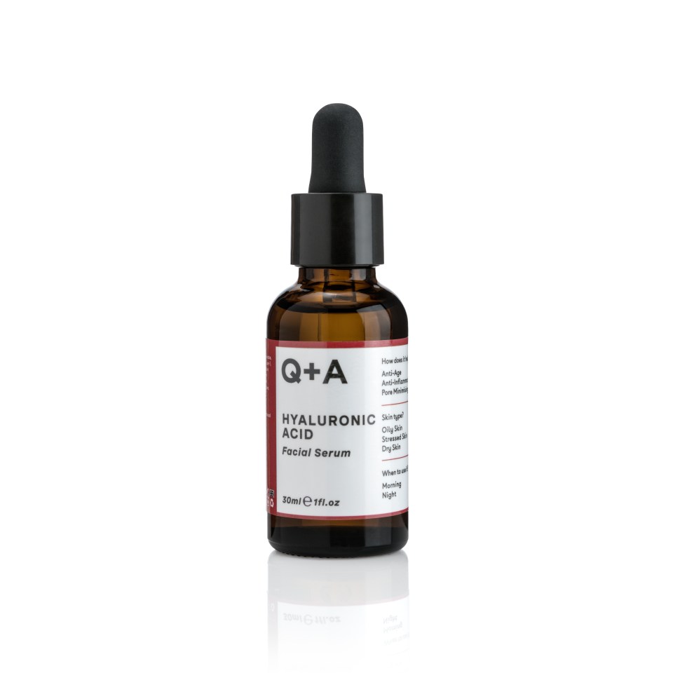 This serum contains betaine, a byproduct of sugar beet, which helps to balance moisture levels