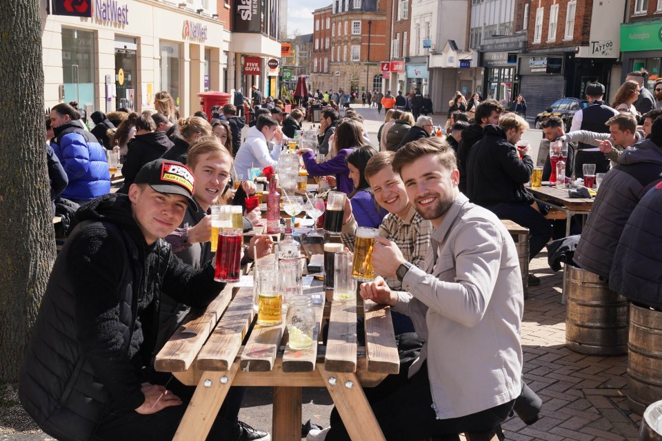 Punters have been flocking to socialise in outdoor spaces