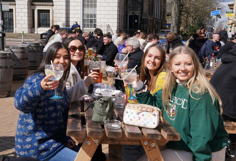 Pals were seen enjoying a drink at The Garrison Pub in Chelmsford Essex