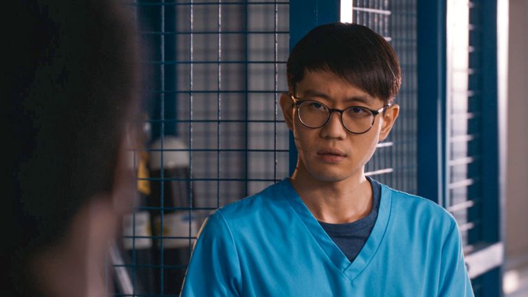 Jeong offers to help Louis - but gives him an ultimatum