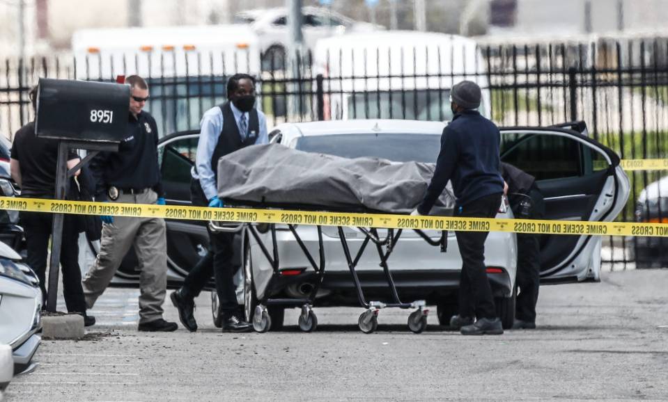 Hole shot eight dead and then himself in an attack on a FedEx facility where he used to work