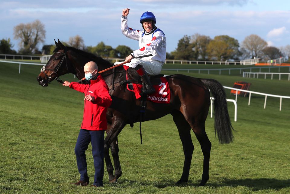 Twiston-Davies was standing in for the injured Harry Cobden