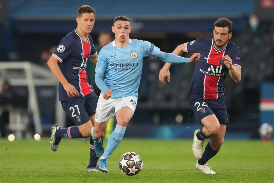 Phil Foden produced a phenomenal dribble to shake off six Paris Saint-Germain players