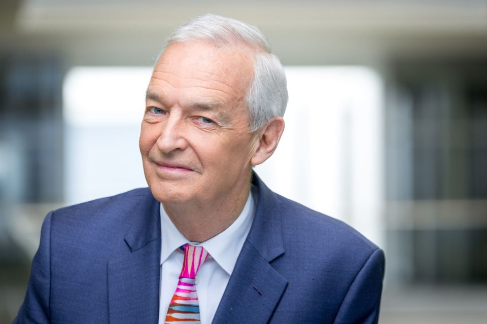 Jon Snow is stepping down from Channel 4 News