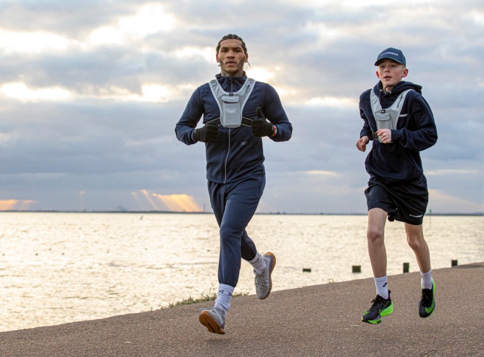 Conor Benn has been hard at work in training alongside 13-year-old Beau MacDonald