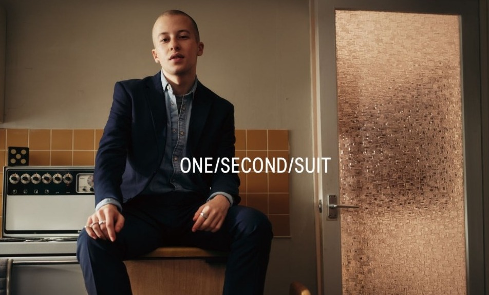 H&M is offering free suit hire to people with job interviews