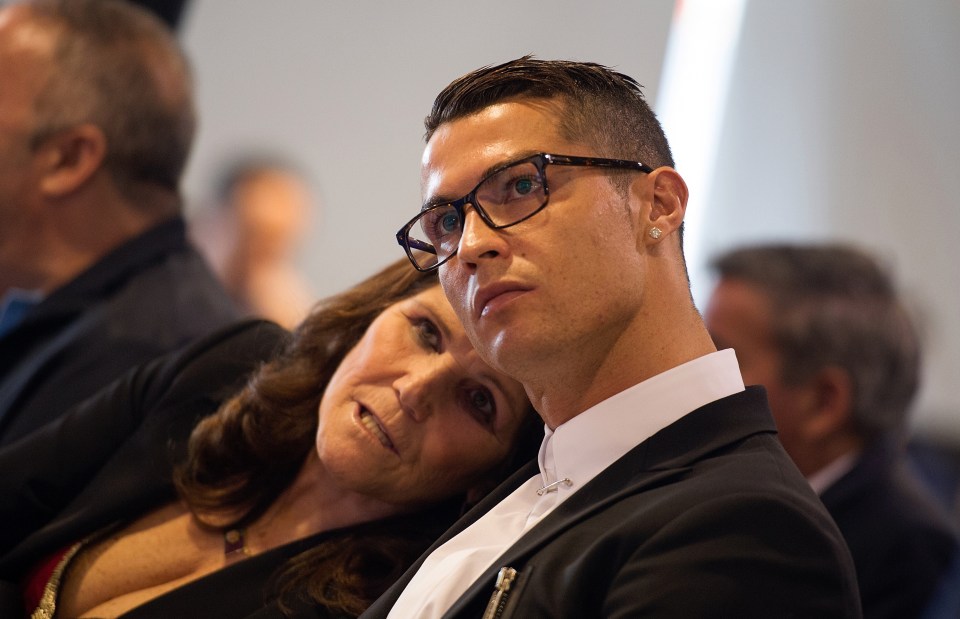 Ronaldo's mother Dolores is a Sporting super fan