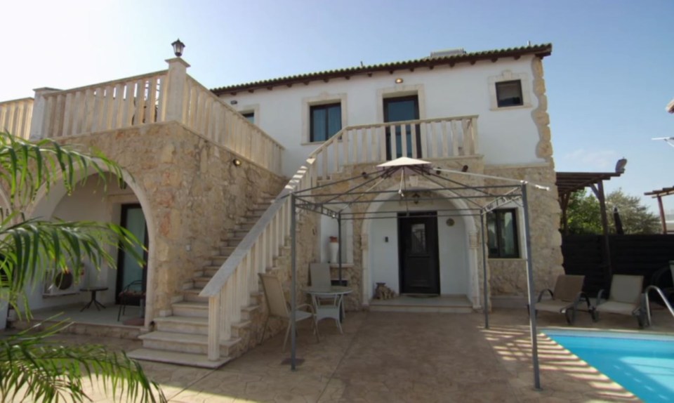 The property was located in Vrysoules, Cyprus