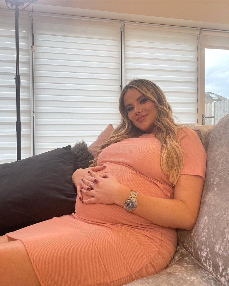 Georgia announced her pregnancy in December 2020