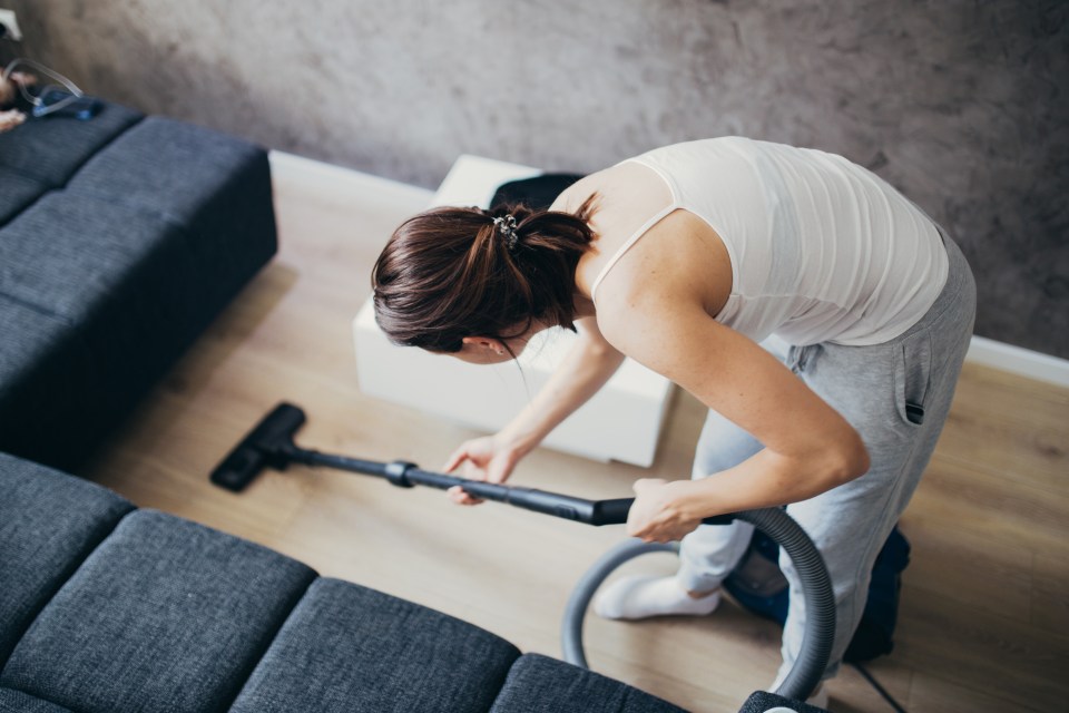 A dad has been described as an a**hole for making his teenage daughter do chores in exchange for sanitary pads