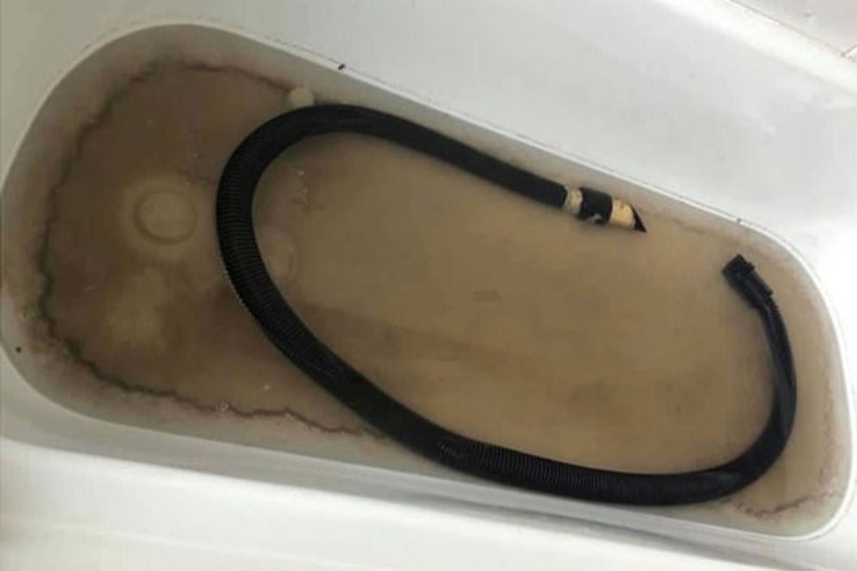 The mum left the hose to soak in the bath tub which turned completely brown