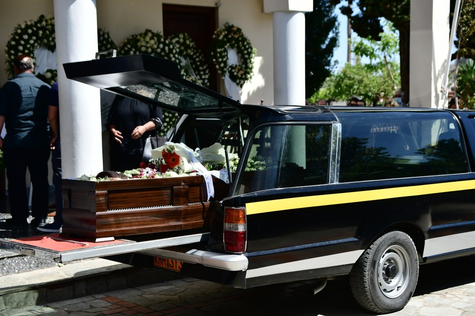 The young mum's coffin arriving the church for her funeral