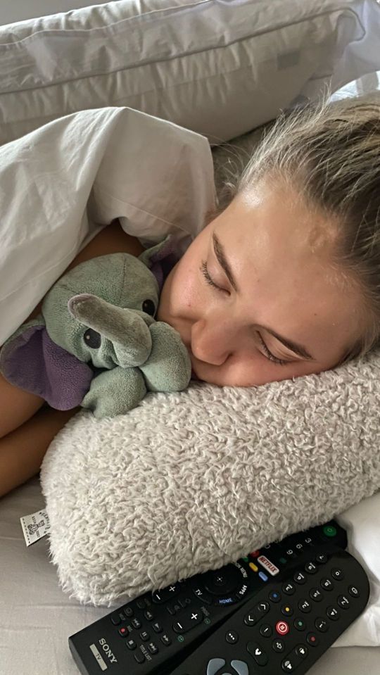 Tommy Fury has shared a series of candid pictures of Molly-Mae Hague