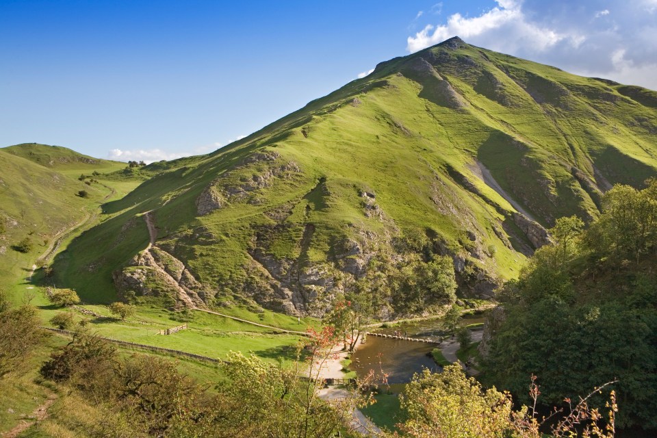 Dovedale is a stretch of the Dove Valley where the Dove River tumbles through impressive limestone ravines