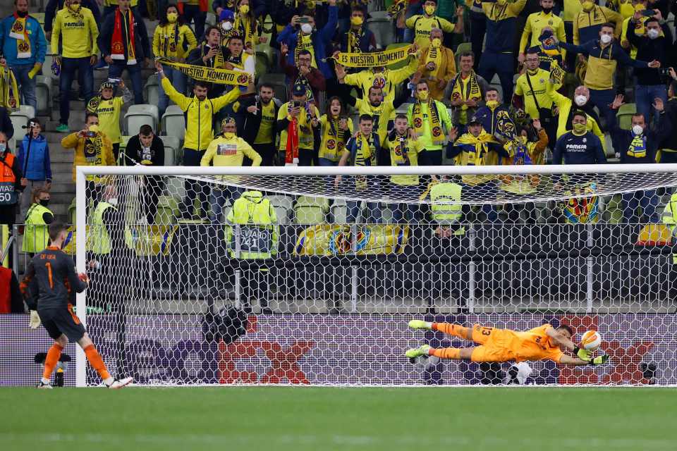 The Spanish goalkeeper saw his own penalty saved as Villarreal were crowned champions