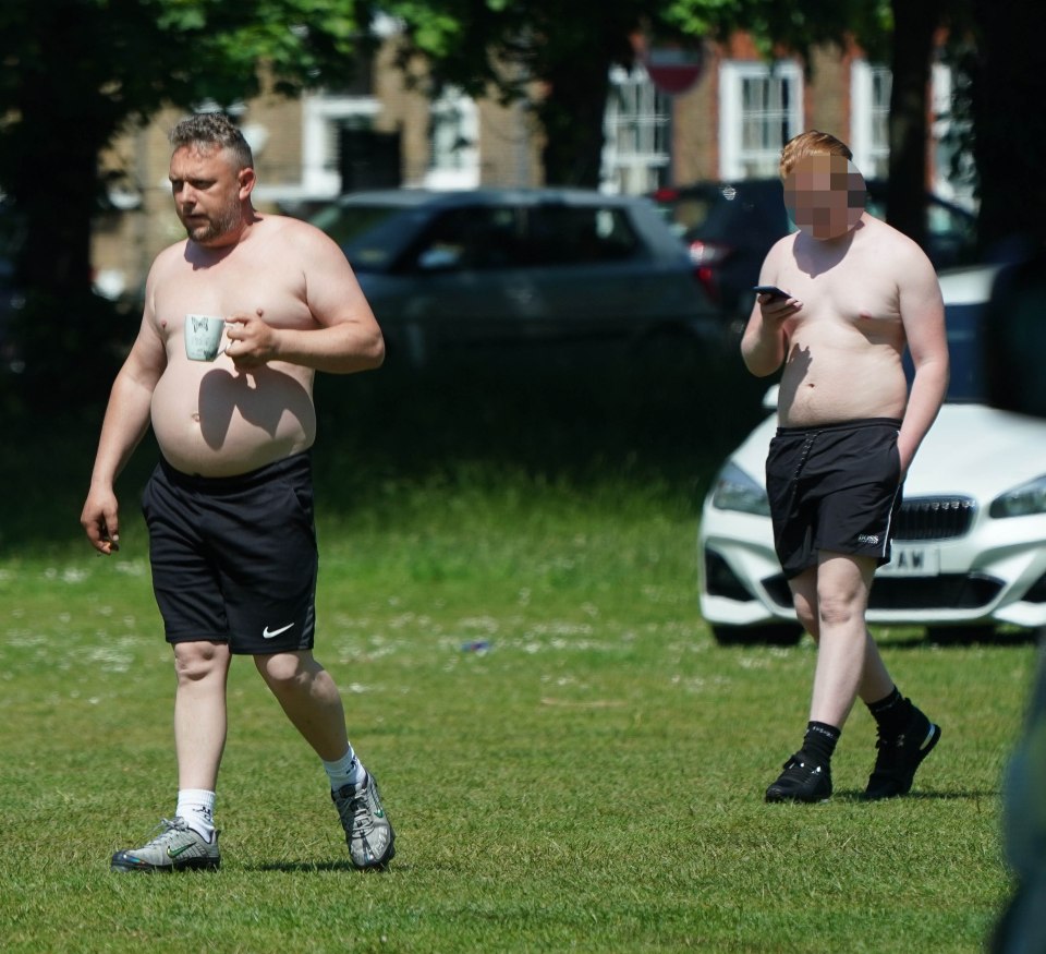 It comes just a day after travellers soaked up the sun on Kew Green on Bank Holiday Monday