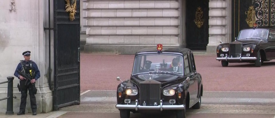 The Queen's crown being transported to the House of Lords