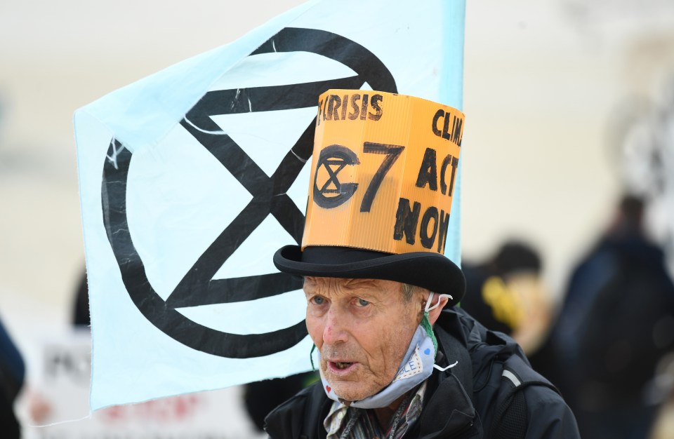 Extinction Rebellion supporters put on a theatrical display