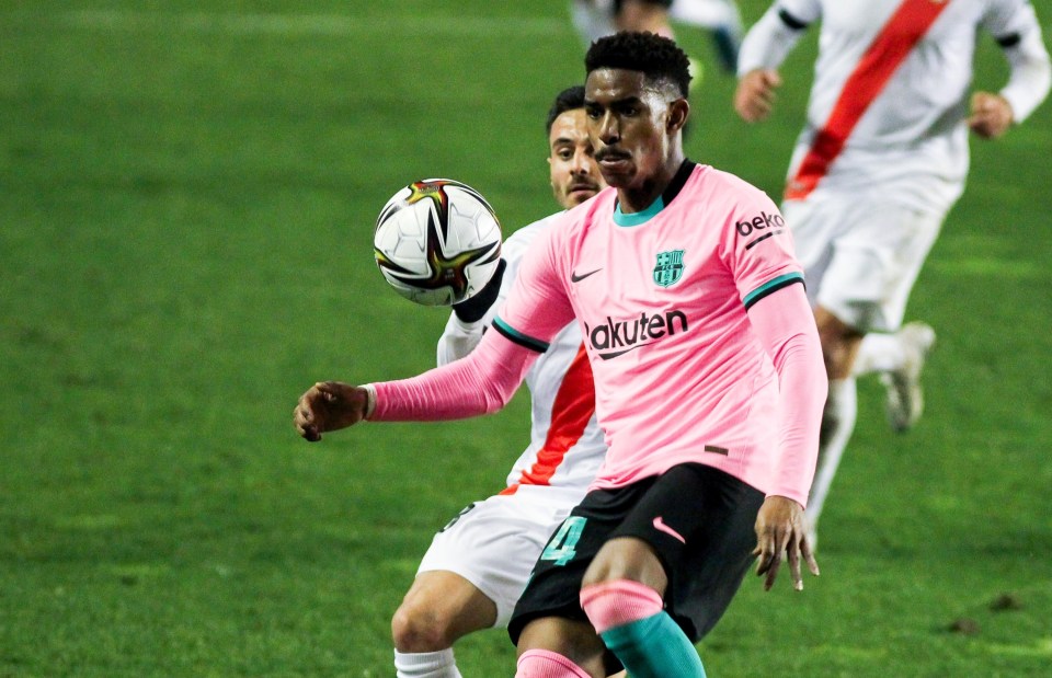 Leeds United are among the clubs interested in Barcelona star Junior Firpo