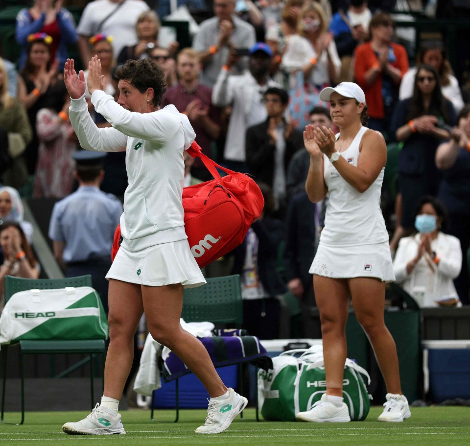 Carla Suarez Navarro was given an emotional send-off after losing to Ash Barty in three sets