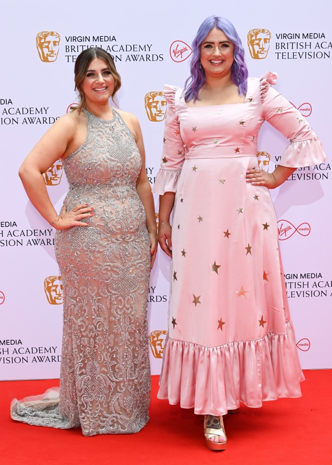 Gogglebox stars Ellie, right, and Izzi Warner, left, looked fab on the night