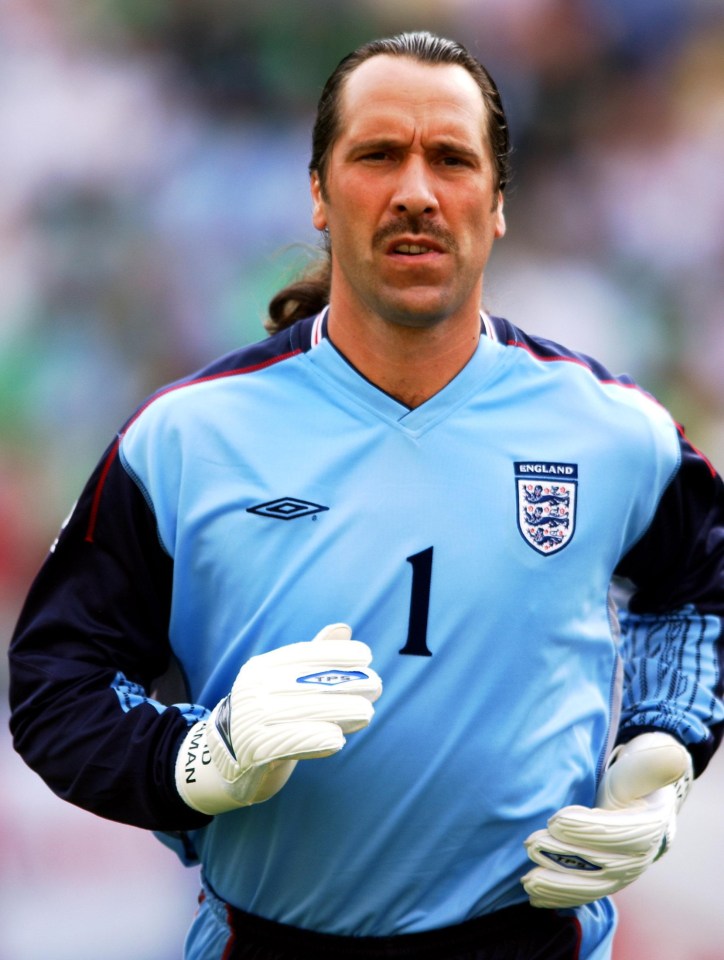 Seaman's ponytail was one of the most famous hairstyles in football until he cut it off in 2005