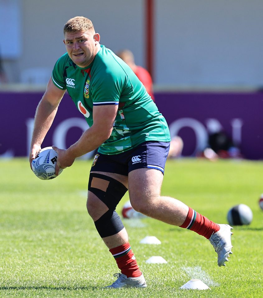 Tadhg Furlong starts in Murrayfield on Saturday