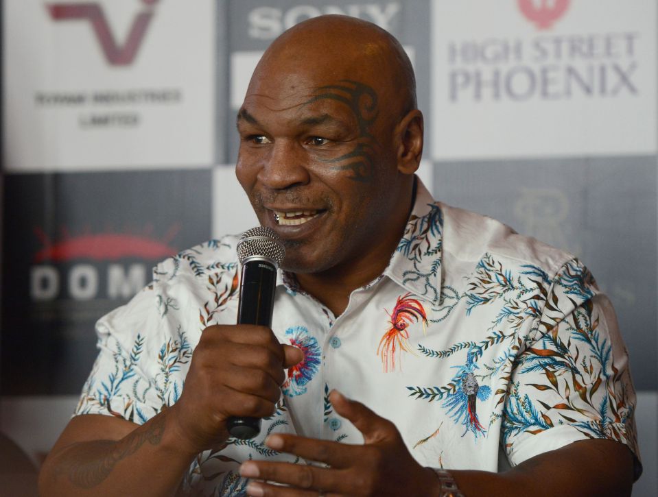 Mike Tyson has complete faith in Mayweather to win the scrap