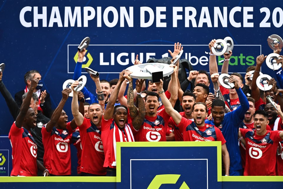 Sanches celebrates winning the league in France