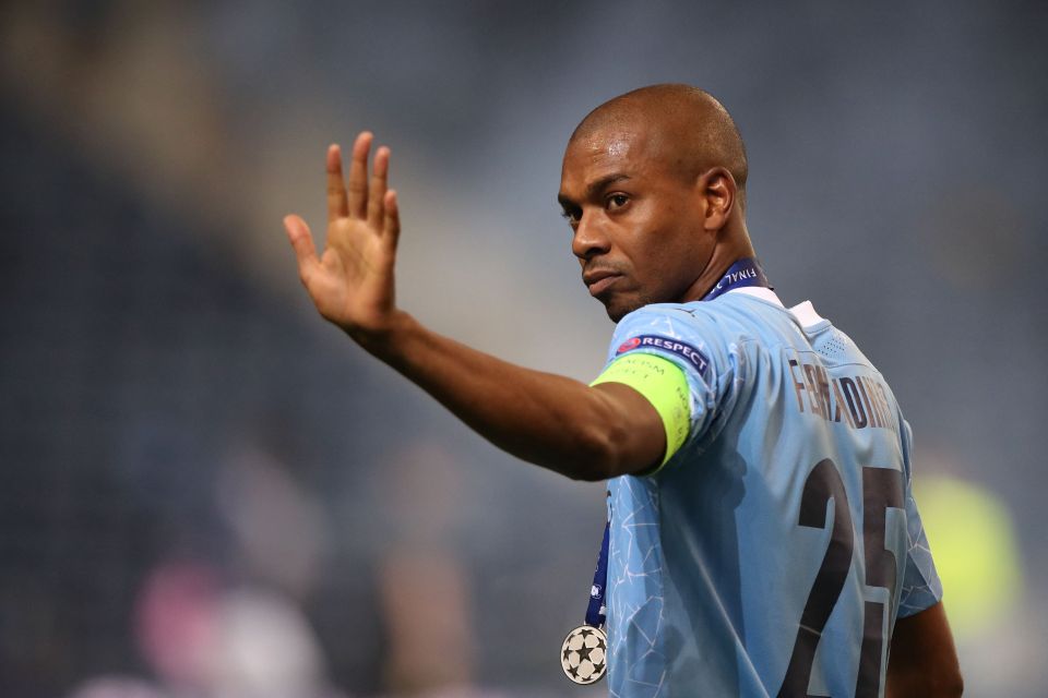 Fernandinho won't be waving goodbye to City quite yet