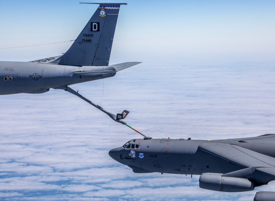 A US Air Force B-52 Stratofortress refuelling on a flight from Spain