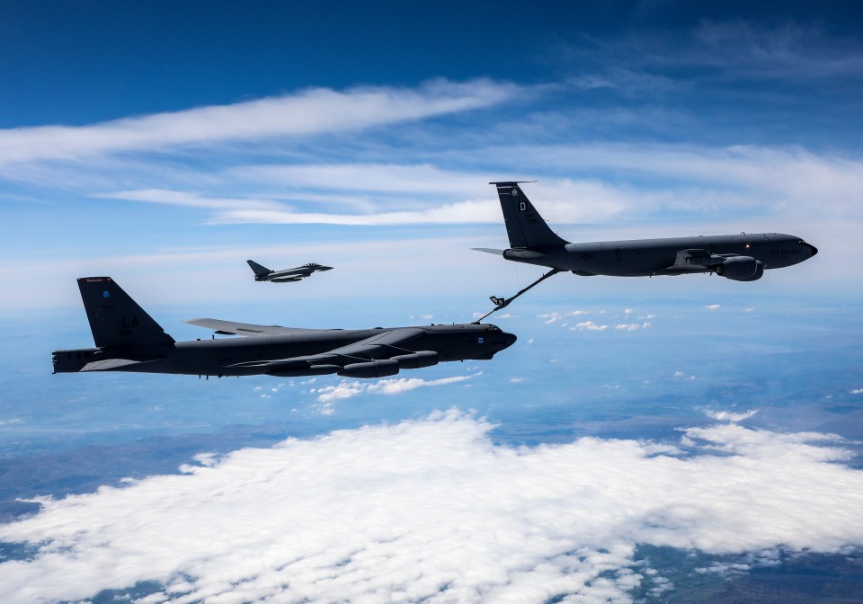 The US bomber completed an aerial refuelling from aircraft based at RAF Mildenhall