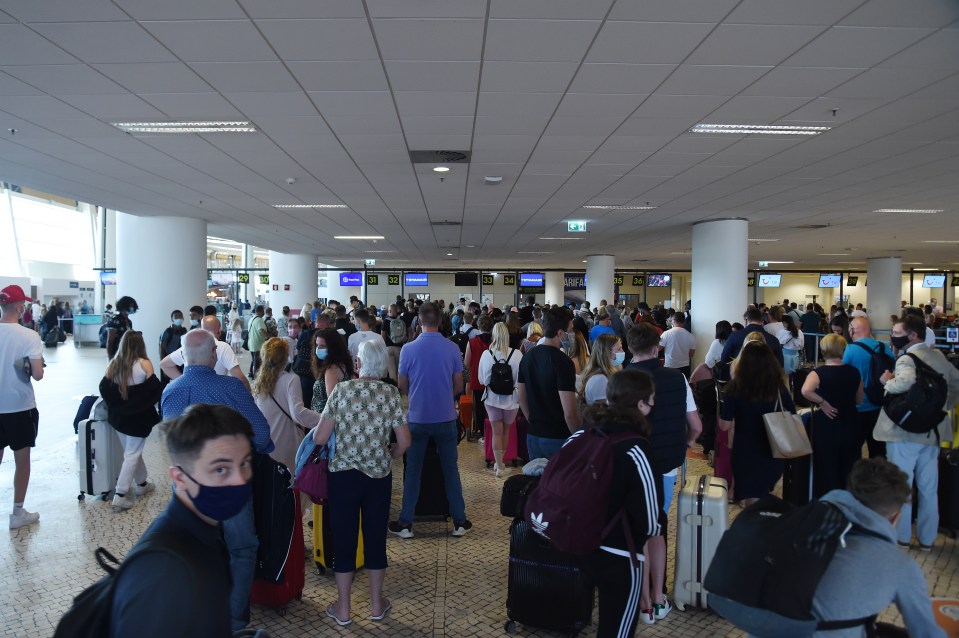 Brits have again packed into Faro Airport