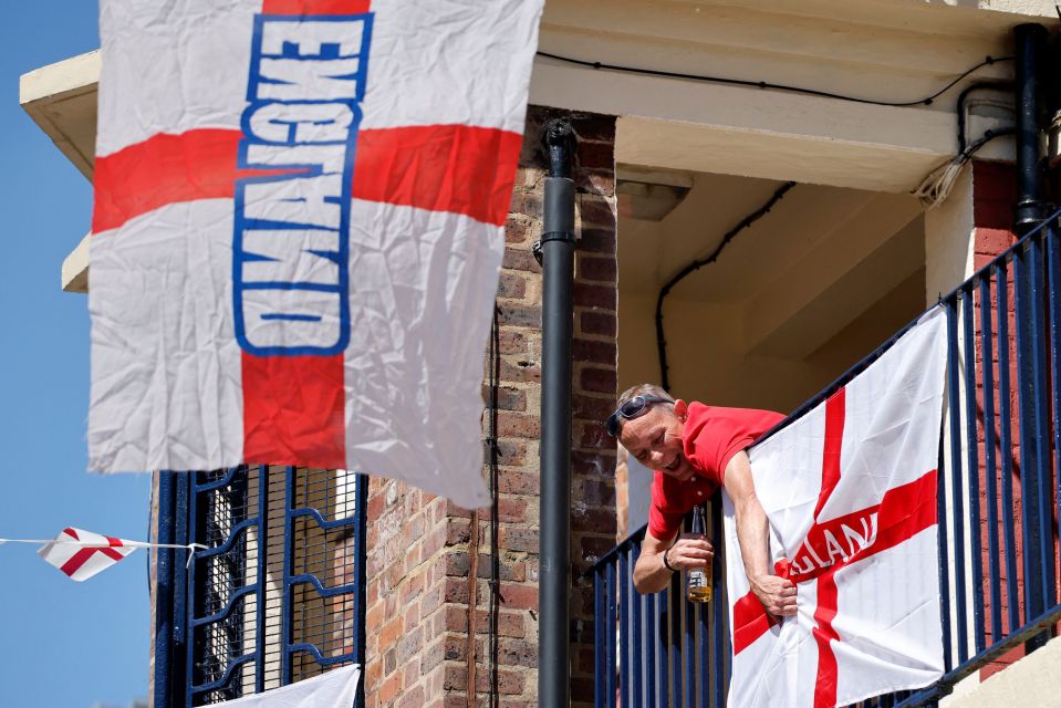 There are 350 to 400 flags of various types