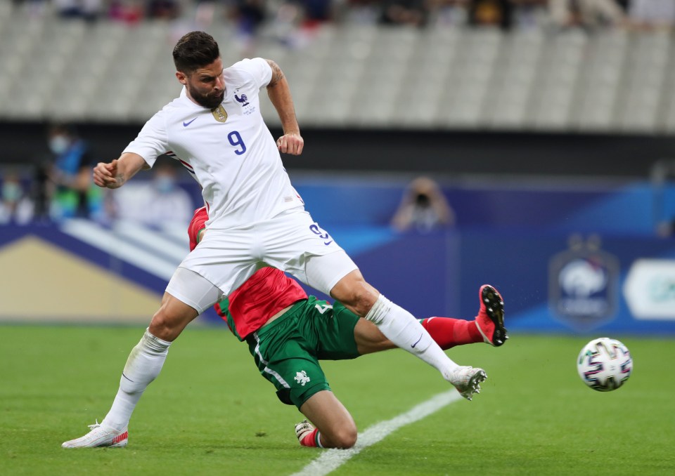 Olivier Giroud scored twice for Les Bleus in their 3-0 friendly win against Bulgaria on Tuesday