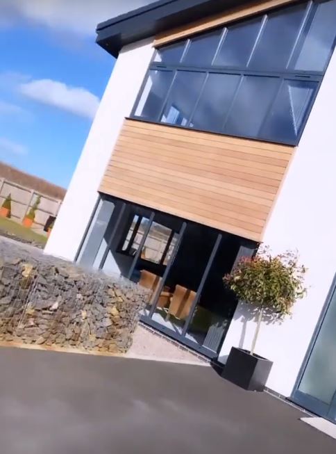 The Geordie Shore star filmed the outside of the house