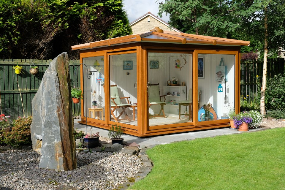 It's the perfect man cave for the garden and could be on its way to your Hero Dad