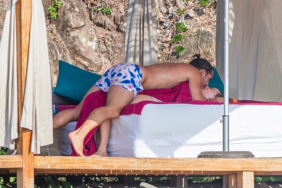 Margot canoodled with husband Tom by the beach in Mexico