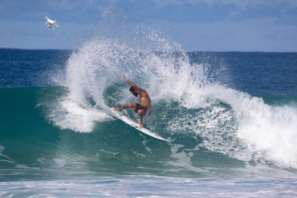 Brazil's Felipe Toledo surfing