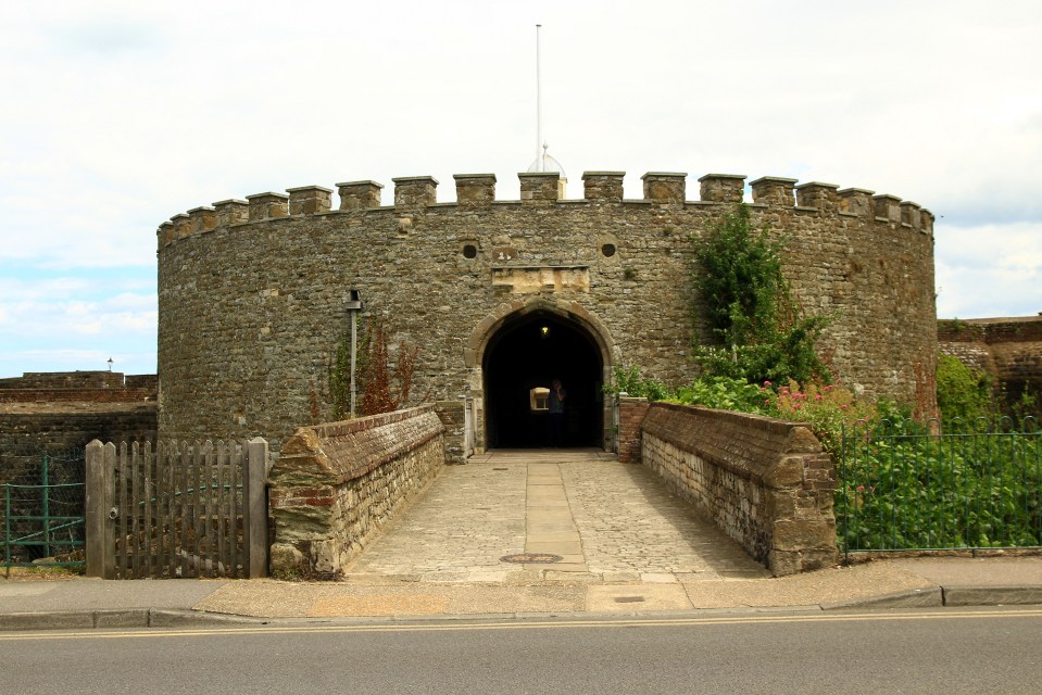 Deal Castle is designed in the shape of a perfect Tudor Rose and is the perfect place to enjoy a spooky game of hide and seek