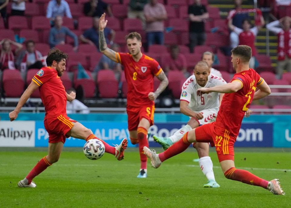 Martin Braithwaite grabbed the Danes' fourth deep into injury time after initially being flagged offside