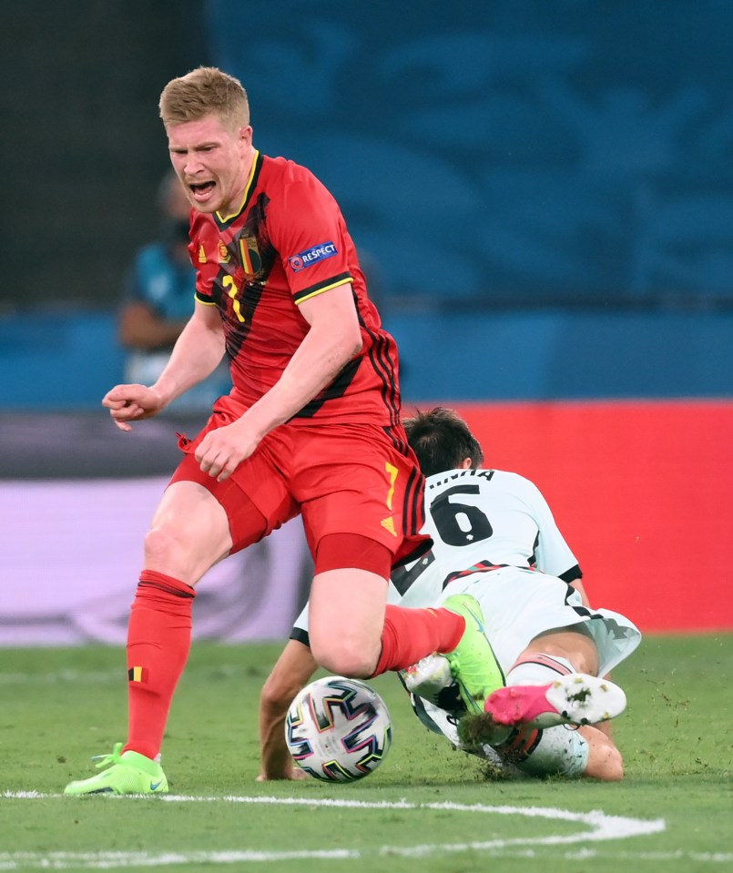 Kevin de Bruyne was in obvious pain as he was clattered into by Palinha