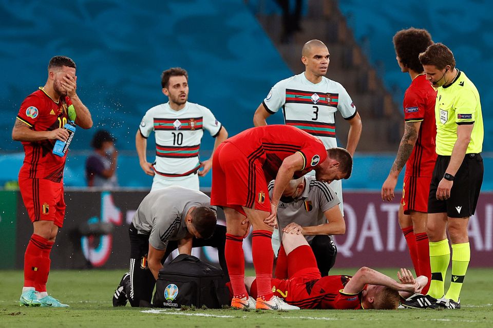 De Bruyne was attended to by the Belgium physios