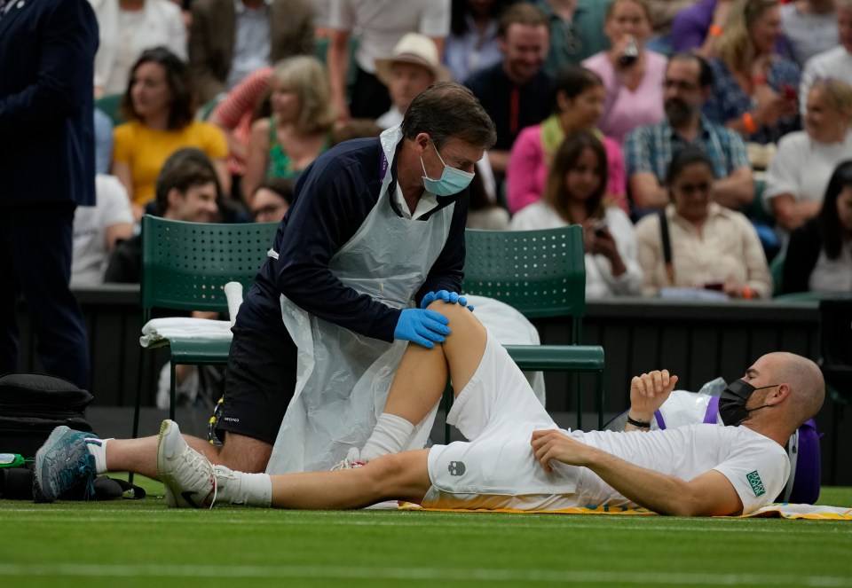 Mannarino needed treatment on the court for his knee