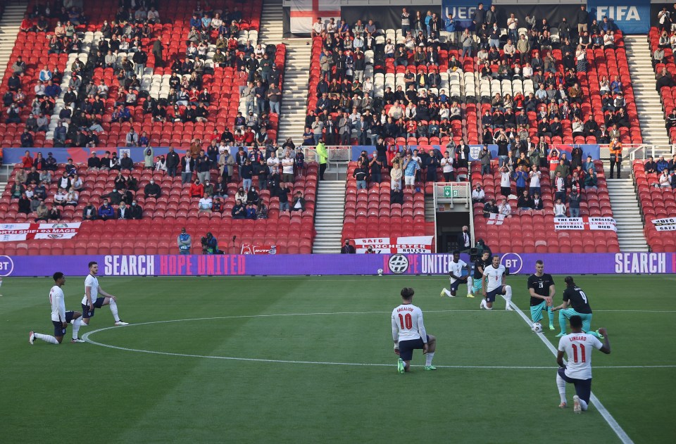 Engalnd stars take a knee at Riverside Stadium