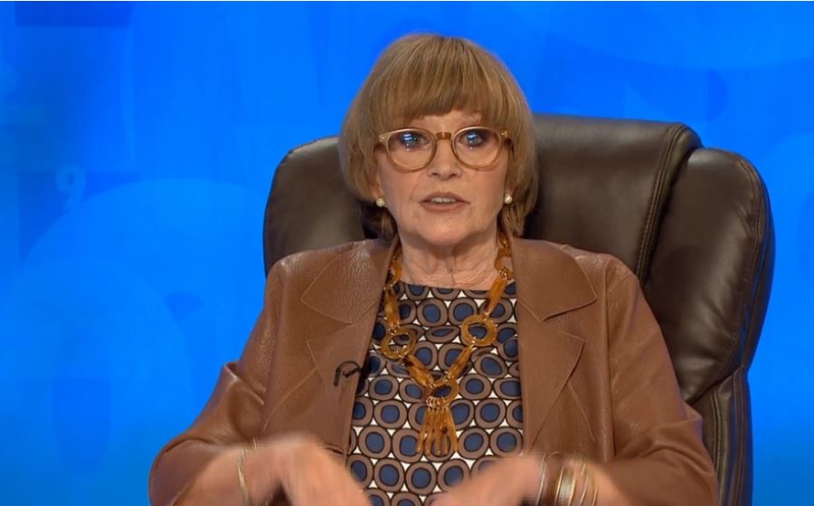 Anne Robinson made her debut as the new host on Countdown