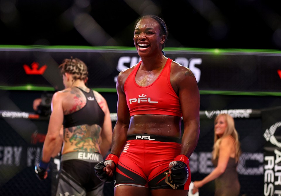 Claressa Shields made a winning MMA debut when she stopped Brittney Elkin