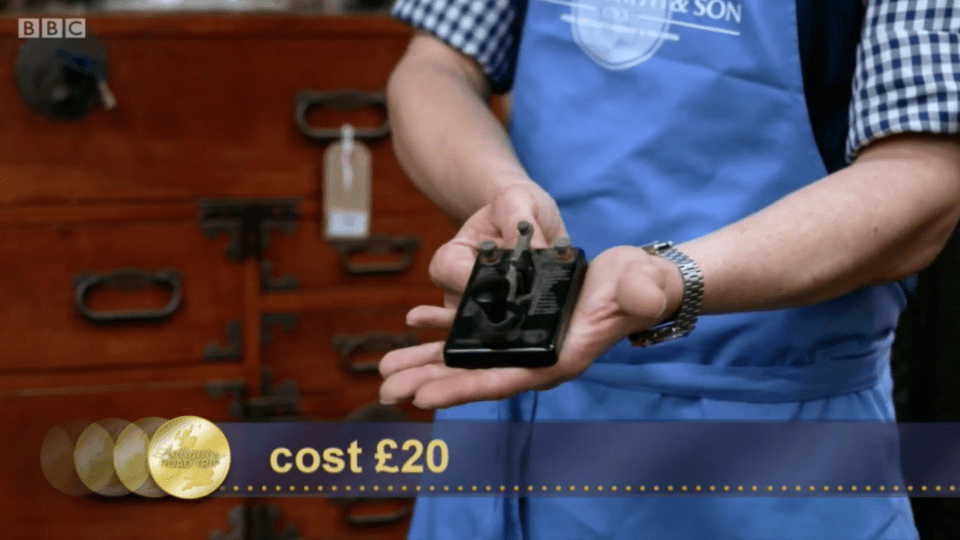 Paul's bought a Morse switch for £20 and it was sold for only £5