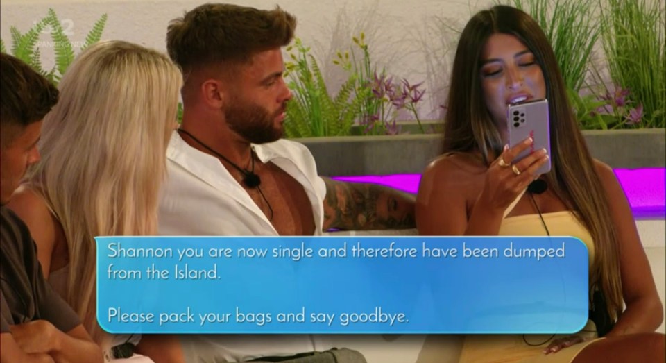 She chose Aaron to couple up with, meaning Shannon was dumped from the island